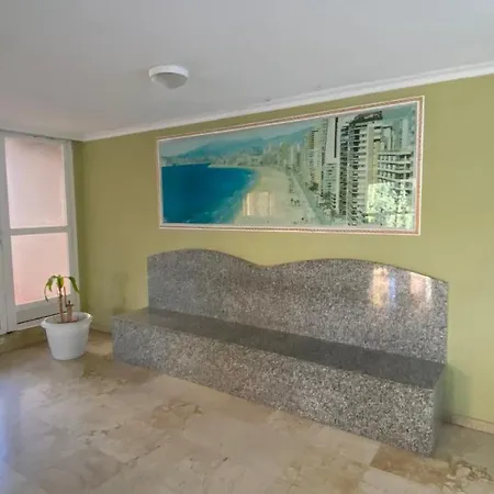 Appartamento Solymar Levante Completo Con Piscina Y Parking Comunitario