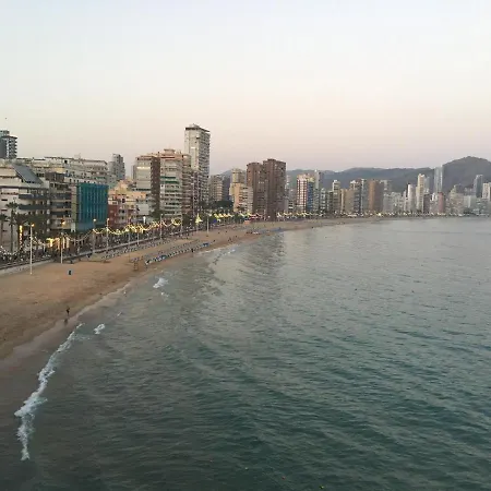 Appartamento Solymar Levante Completo Con Piscina Y Parking Comunitario